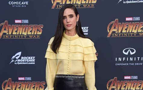 ‘Hulk’ Star Jennifer Connelly’s Real Height, Weight, Size & More